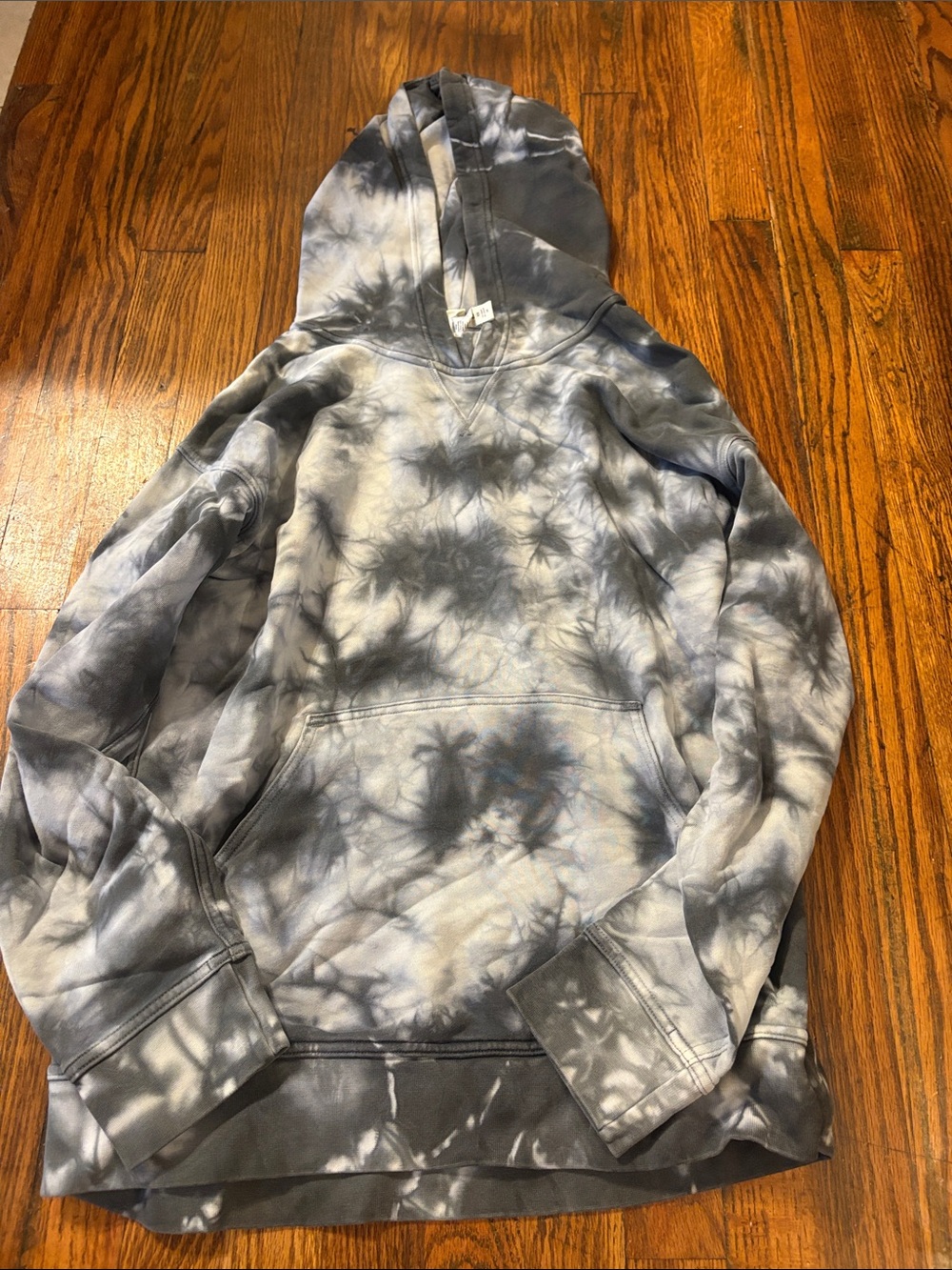 🎉Like New! lululemon athletica Tie-Dye Pullover Hoodie - Gray & White